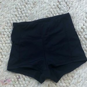 lululemon align shorts size 6